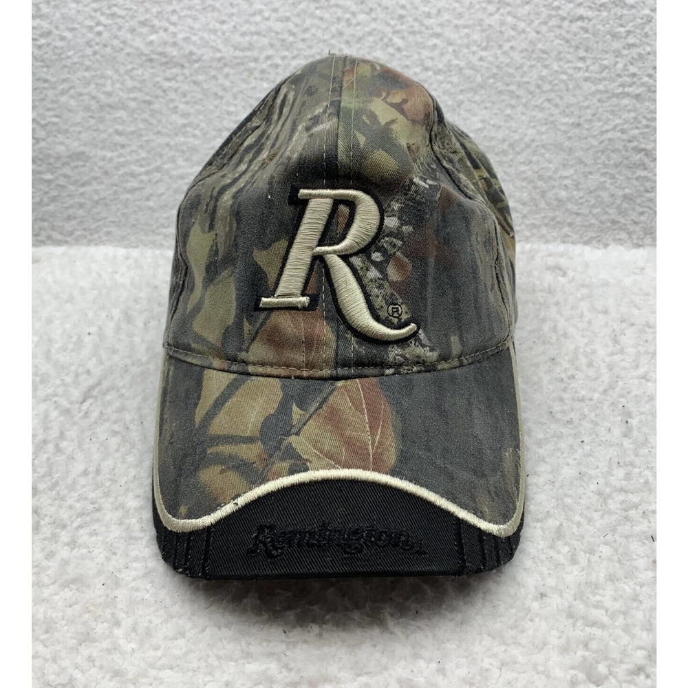 Remington Camo Fitted Baseball Hat Mens Size L/XL Stretch Hunting Rifles Outdoor
